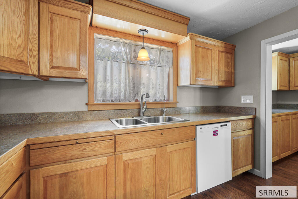 3695 E 700 N Property Photo 26