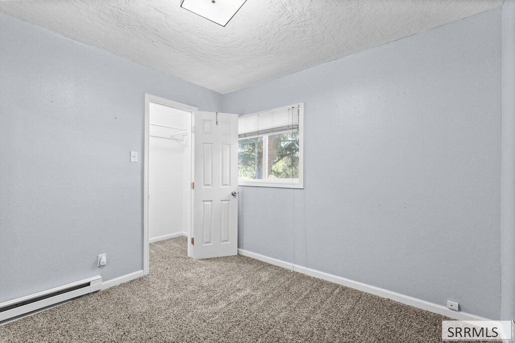 3695 E 700 N Property Photo 41
