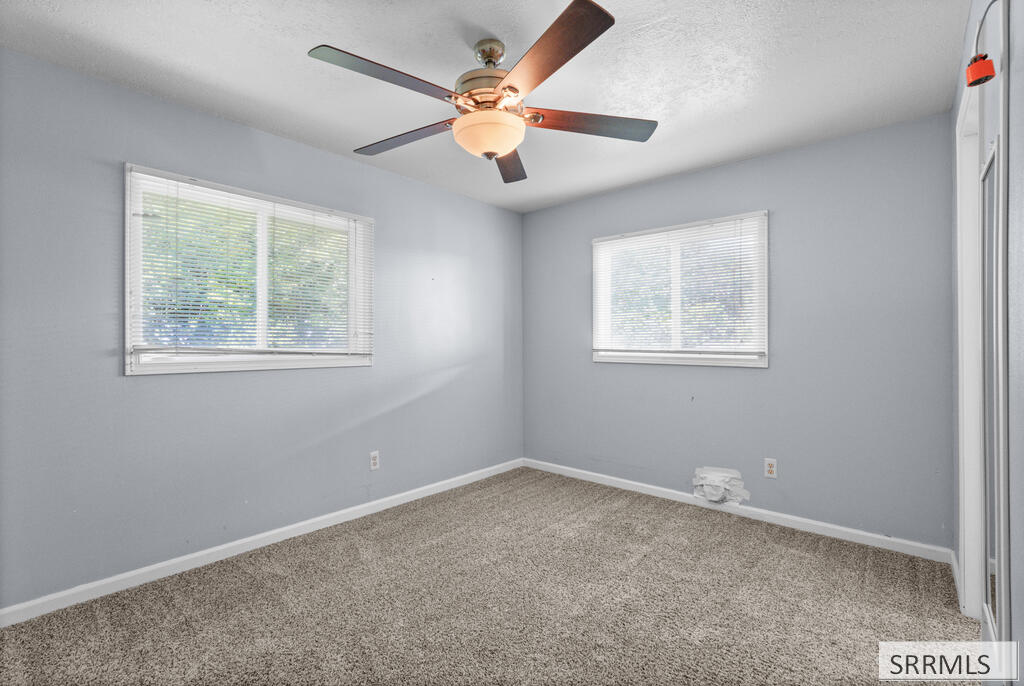 3695 E 700 N Property Photo 47