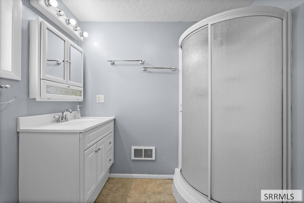 3695 E 700 N Property Photo 49