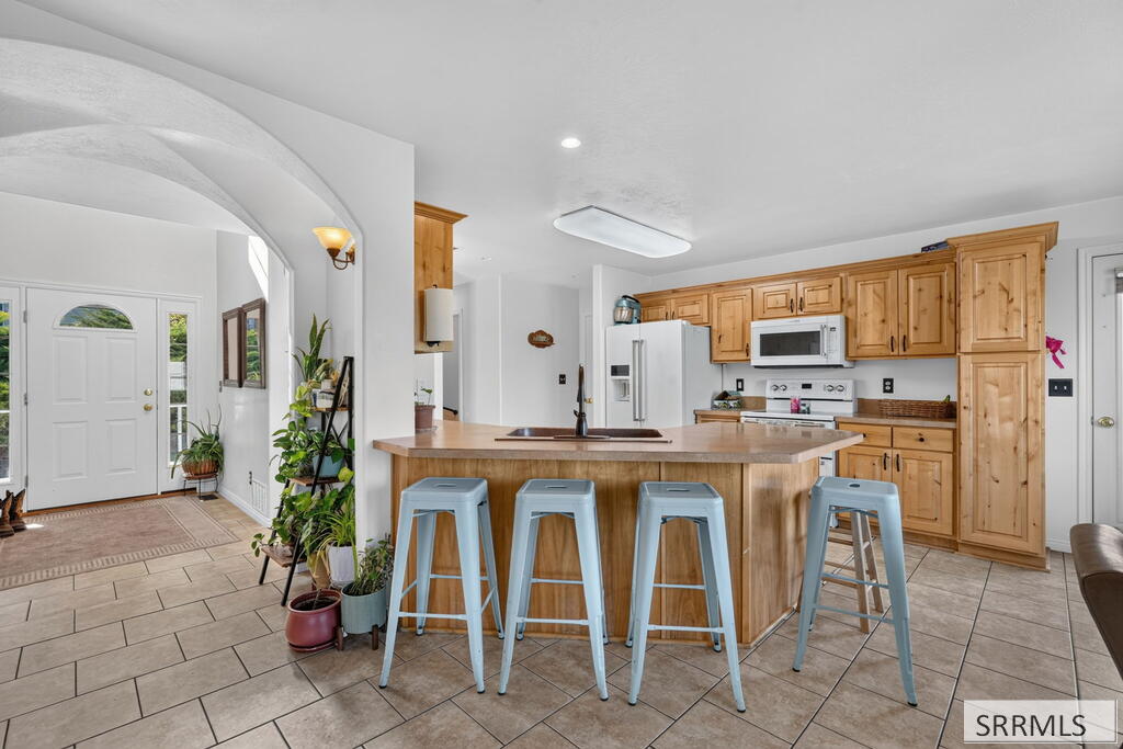 2666 Castle Peak Way Property Photo 6
