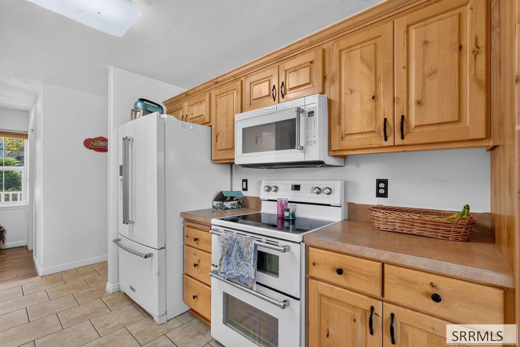 2666 Castle Peak Way Property Photo 9