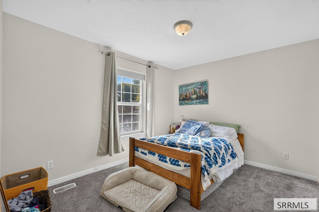 2666 Castle Peak Way Property Photo 24