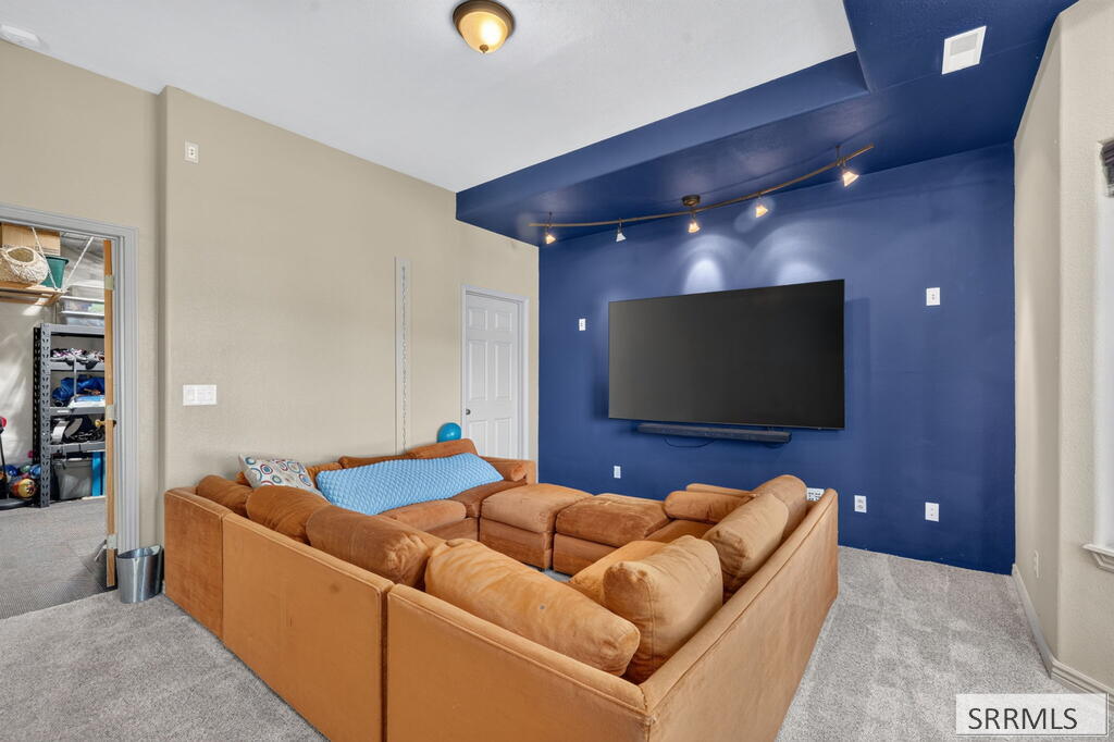 2666 Castle Peak Way Property Photo 31
