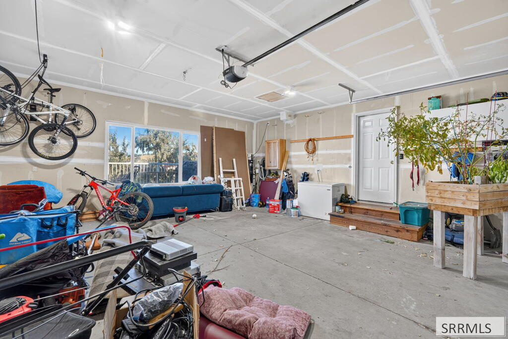 2666 Castle Peak Way Property Photo 40