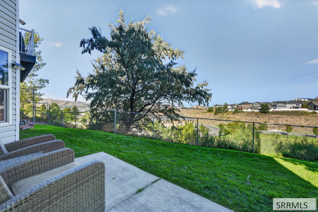 2666 Castle Peak Way Property Photo 43