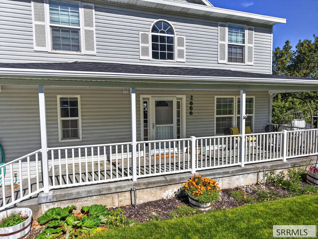 2666 Castle Peak Way Property Photo 49