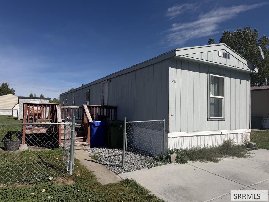 706 Lupine Circle Property Photo 1