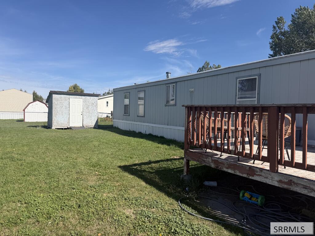 706 Lupine Circle Property Photo 24