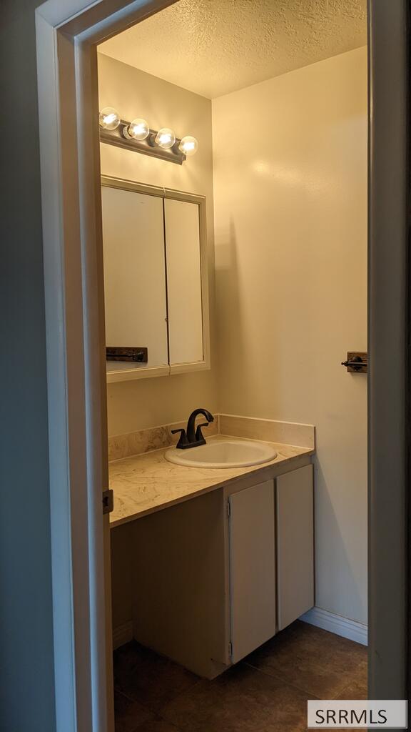220 N Fanning Avenue # 42 Property Photo 6
