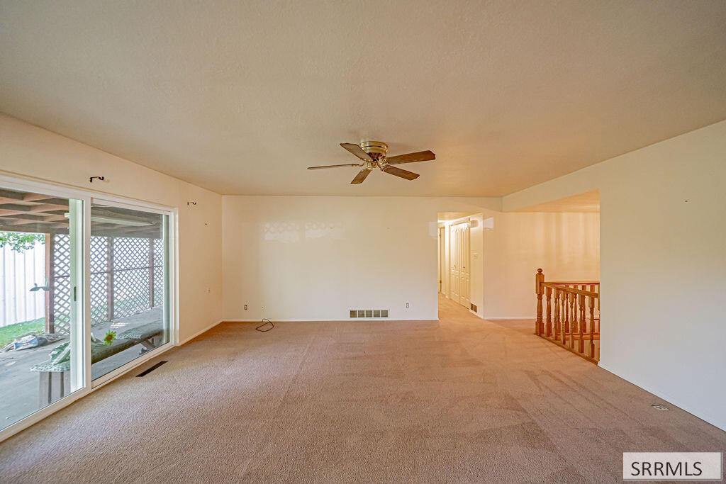 1711 Whitney Street Property Photo 10