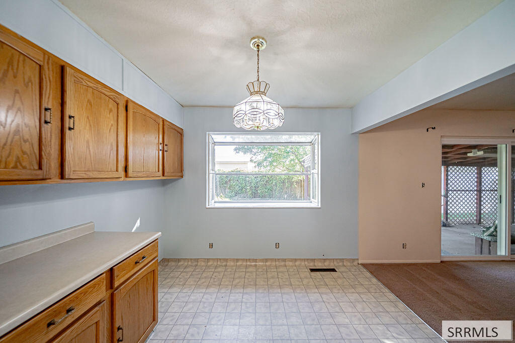 1711 Whitney Street Property Photo 14