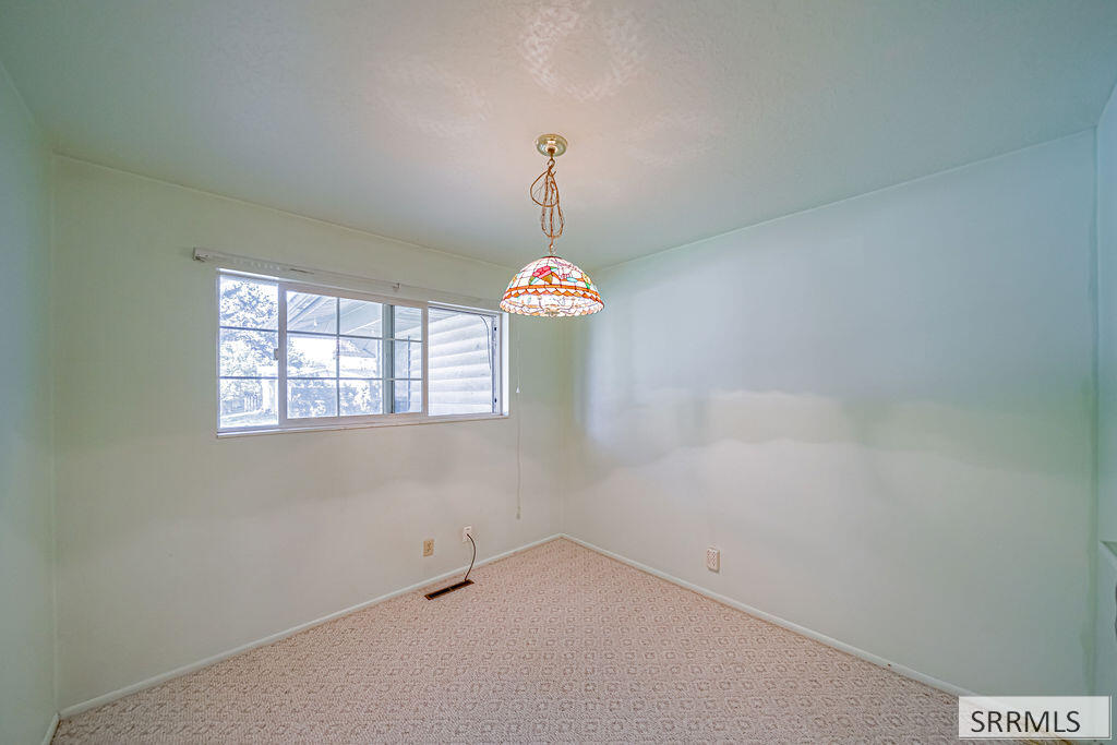 1711 Whitney Street Property Photo 19