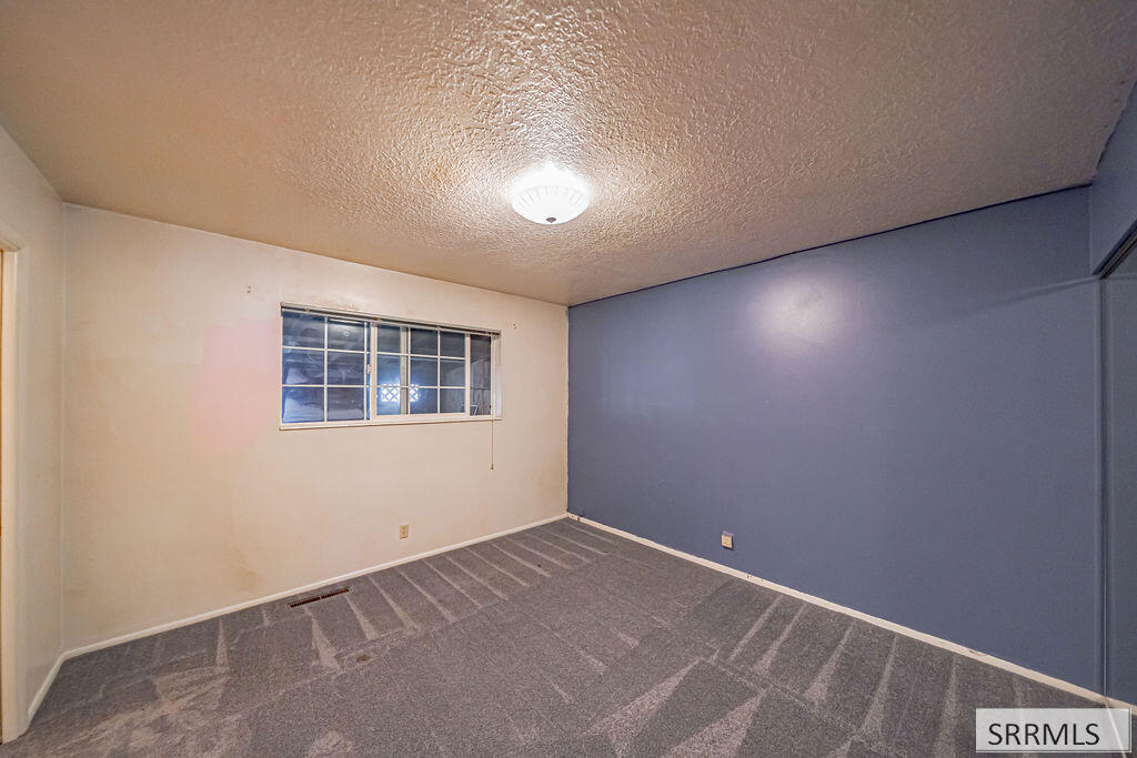 1711 Whitney Street Property Photo 30