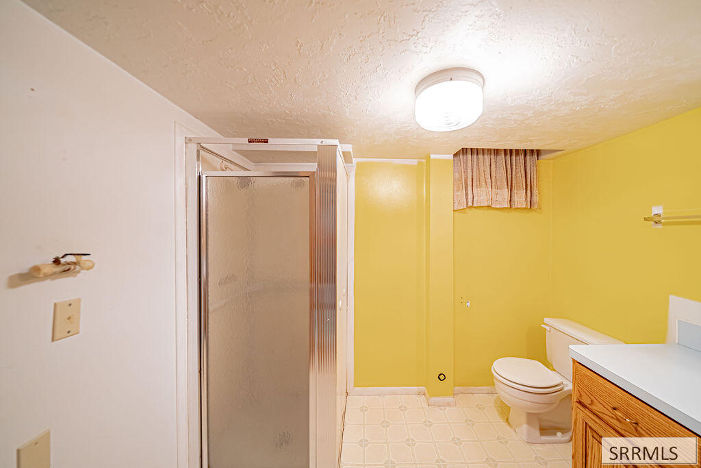 1711 Whitney Street Property Photo 45