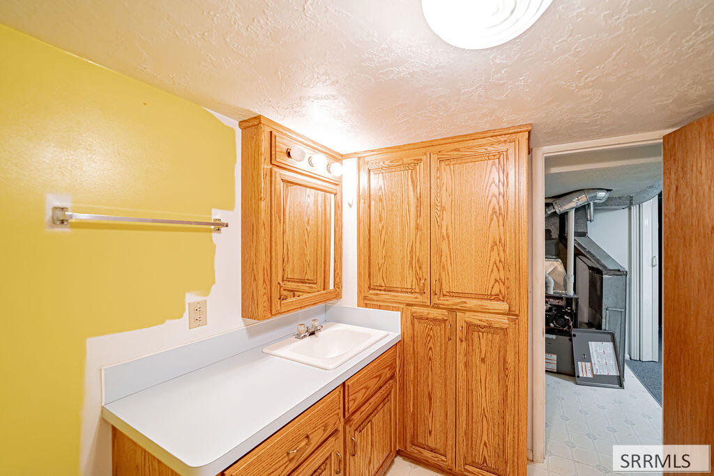 1711 Whitney Street Property Photo 46