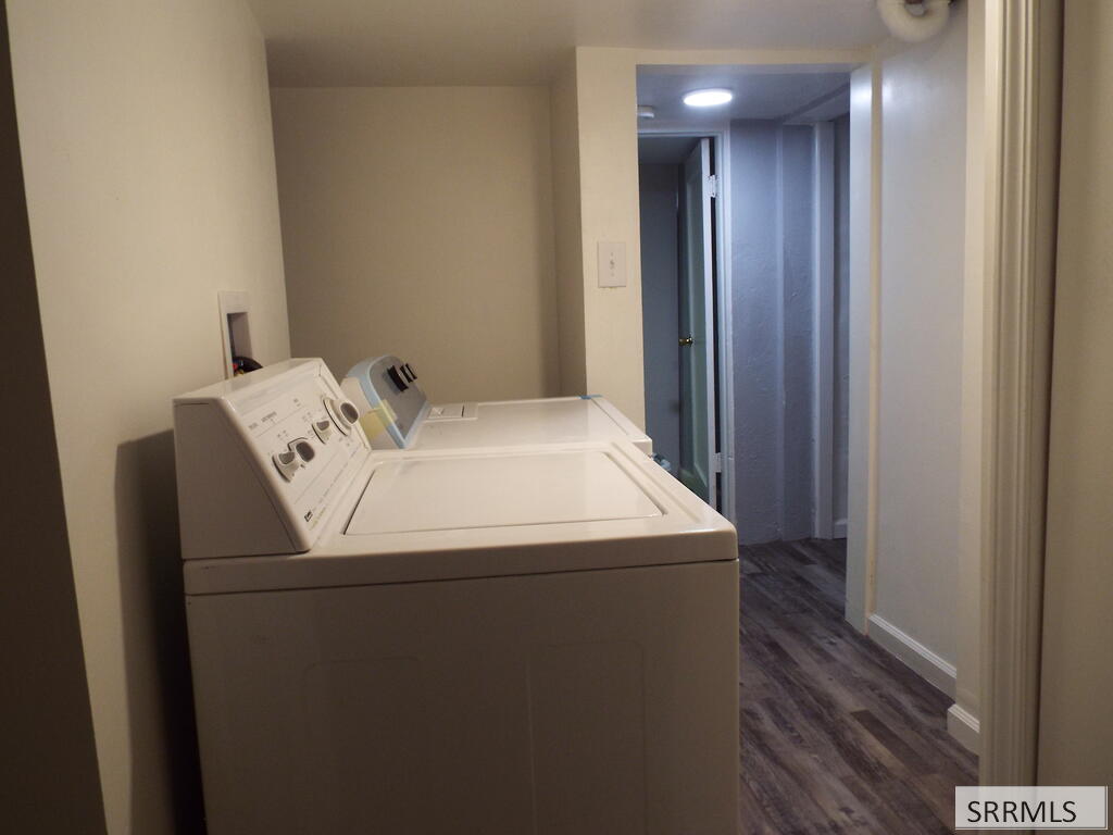 2189560 Property Photo 11