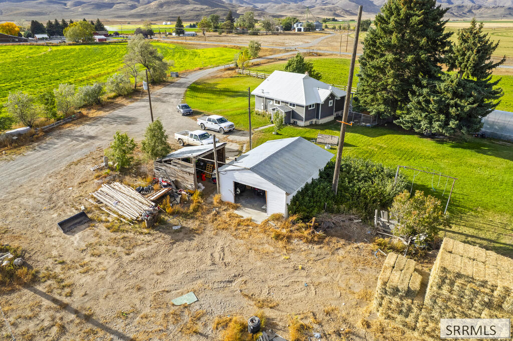 3449 2700 N Property Photo 4