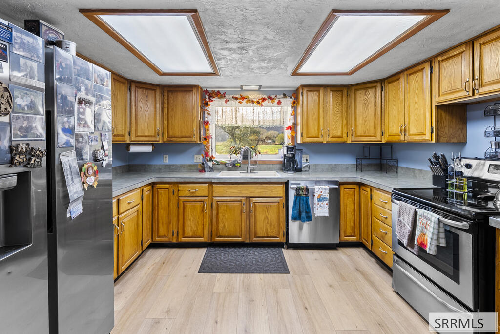 3449 2700 N Property Photo 13