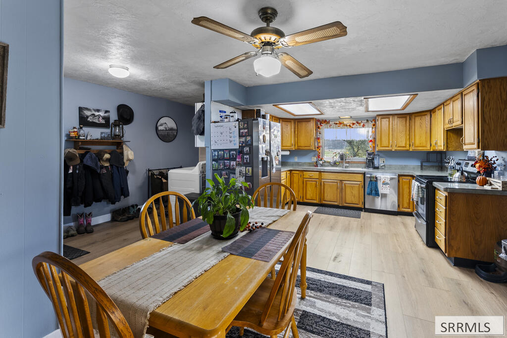 3449 2700 N Property Photo 14