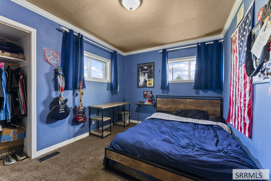 3449 2700 N Property Photo 17