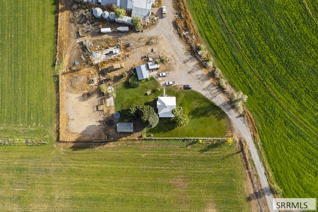 3449 2700 N Property Photo 41