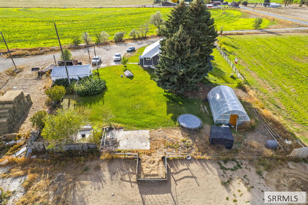 3449 2700 N Property Photo 54