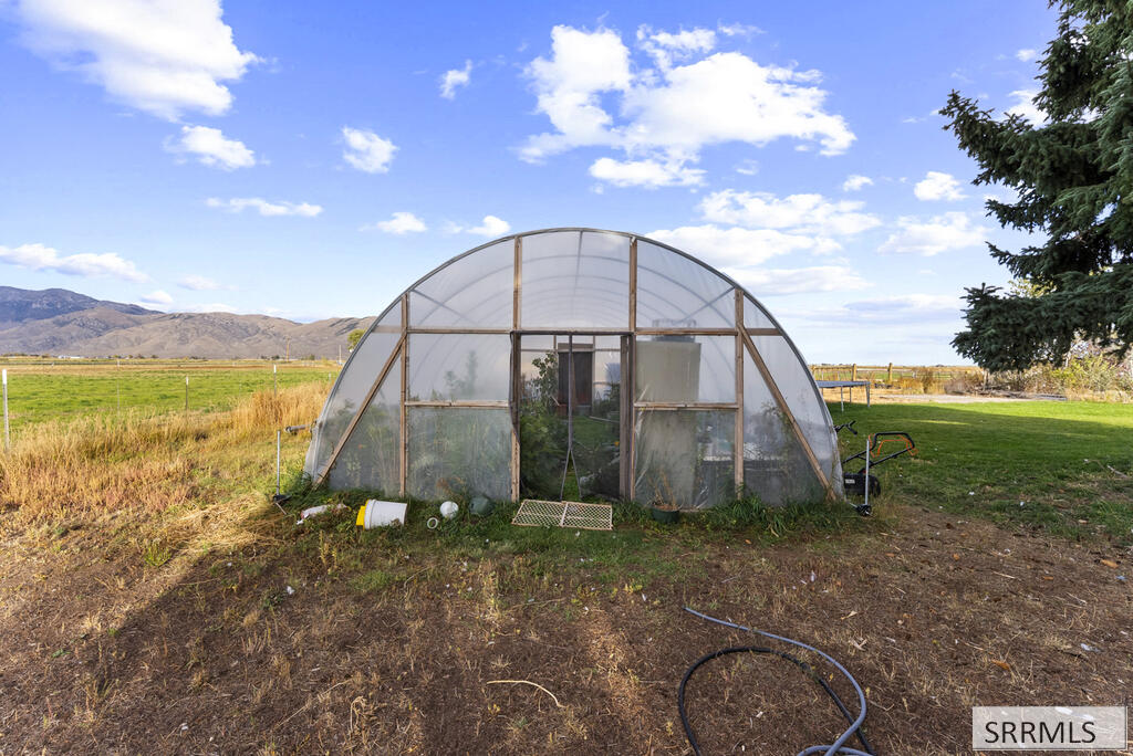 3449 2700 N Property Photo 23