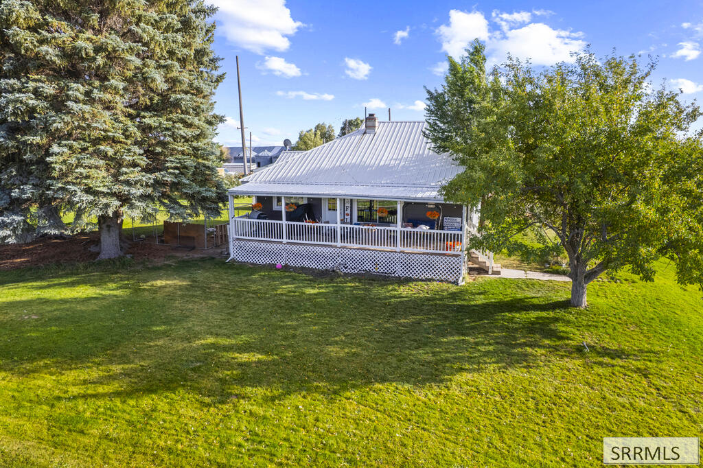 3449 2700 N Property Photo 60