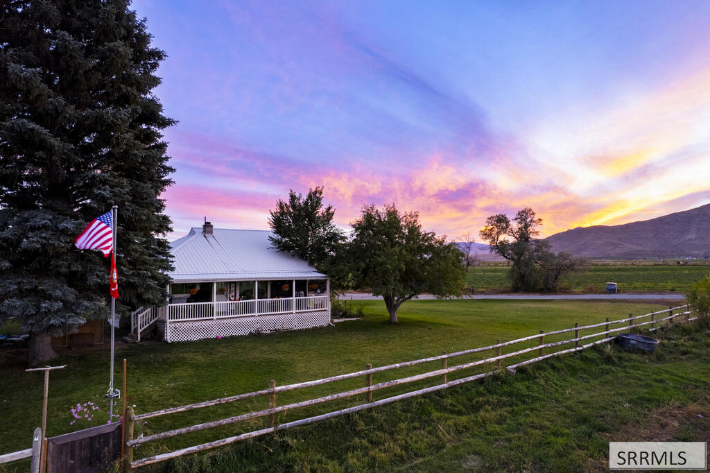 3449 2700 N Property Photo 64