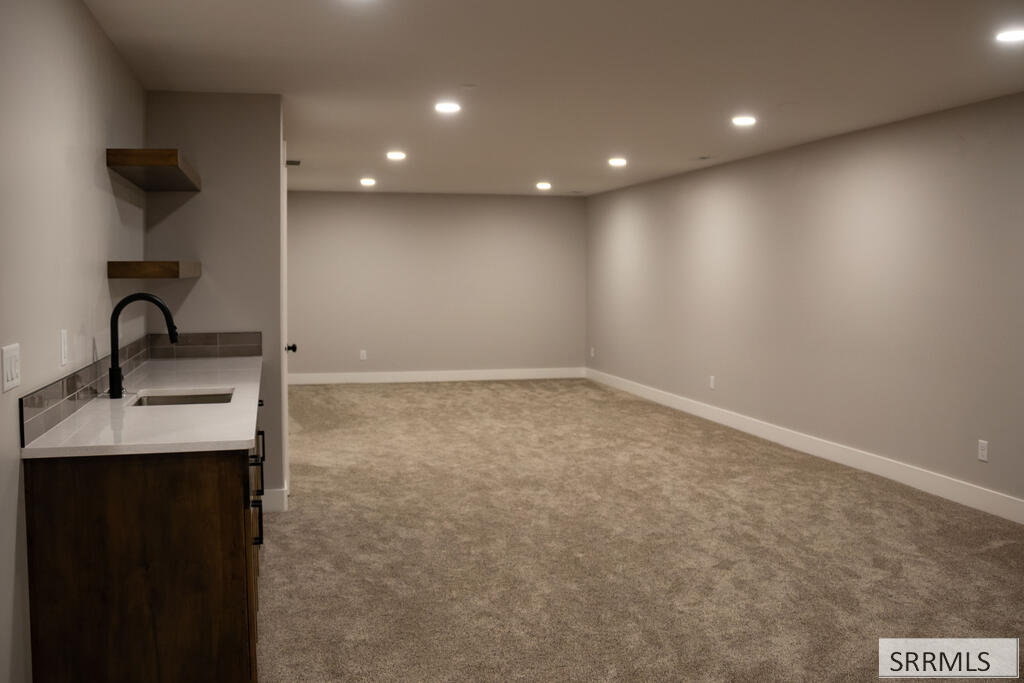 4132 E 206 N Property Photo 28