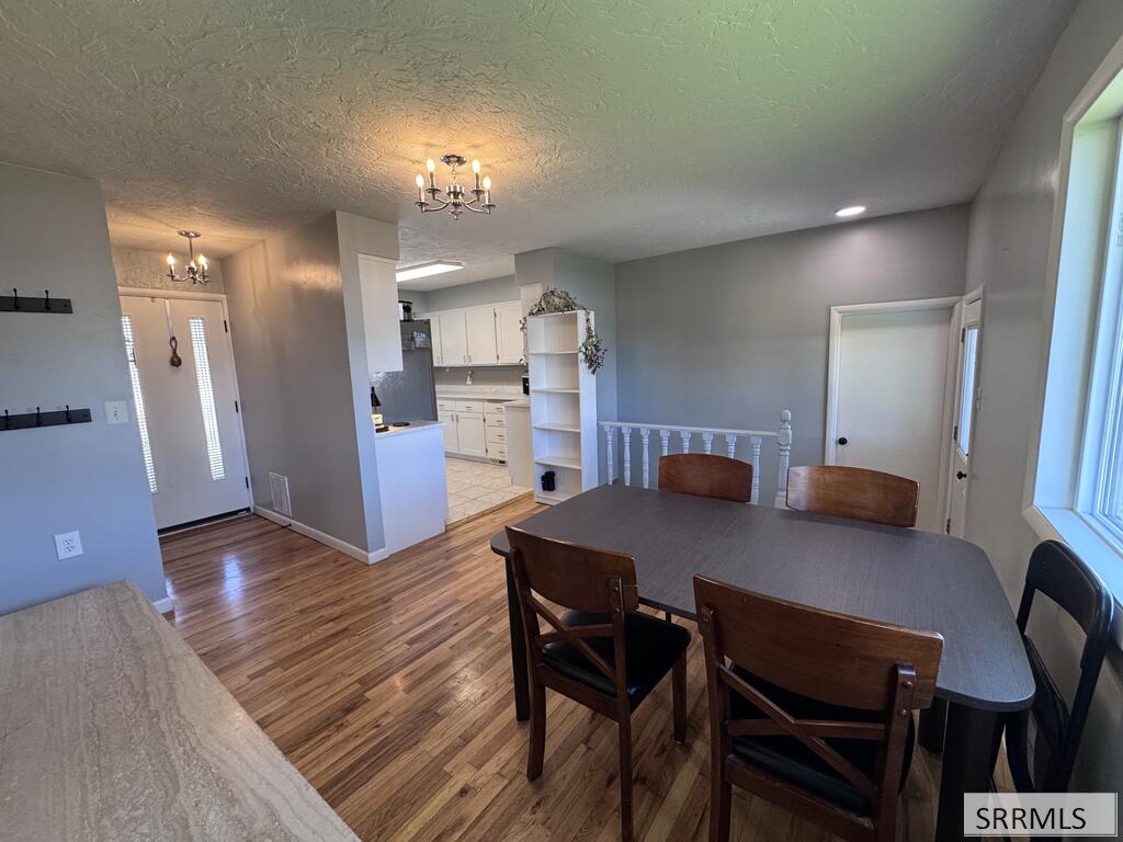 354 Pinon Drive Property Photo 8