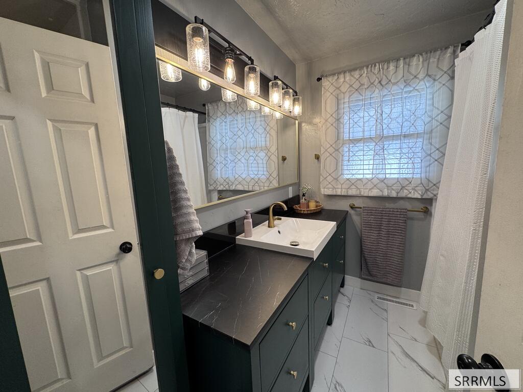 354 Pinon Drive Property Photo 16