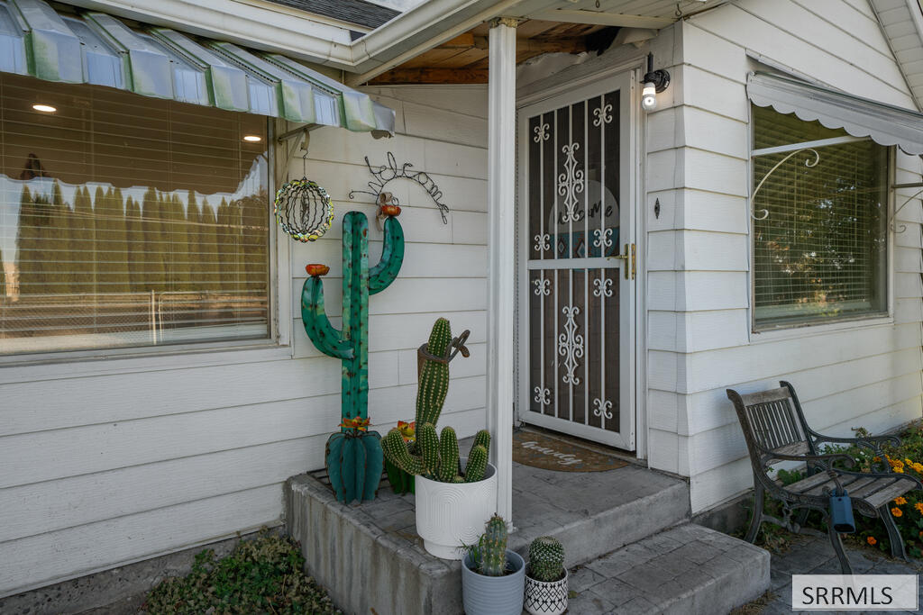 25 N 740 W Property Photo 4