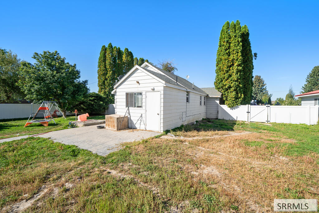 25 N 740 W Property Photo 10