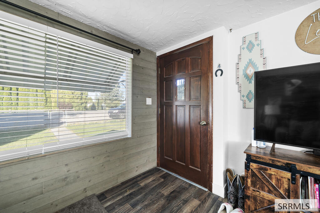 25 N 740 W Property Photo 14