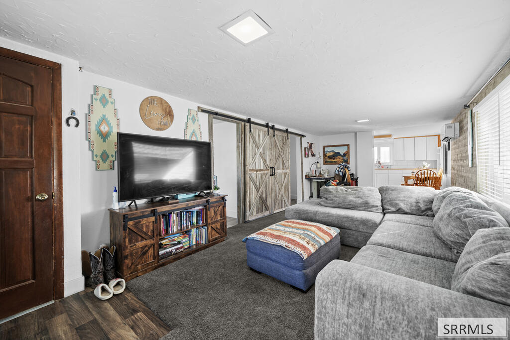 25 N 740 W Property Photo 15