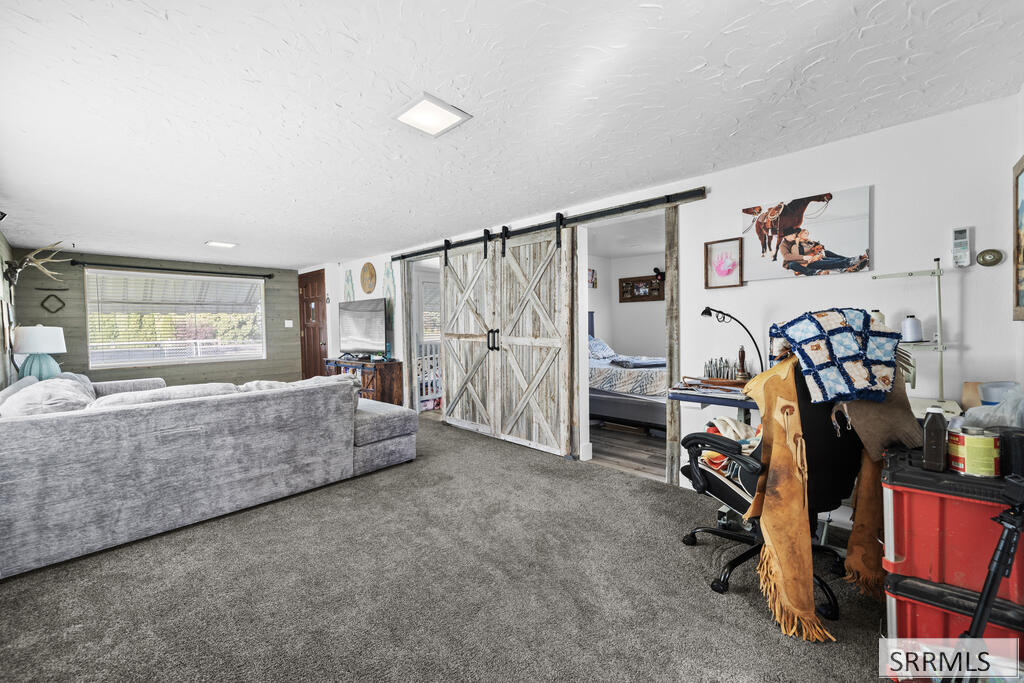 25 N 740 W Property Photo 19