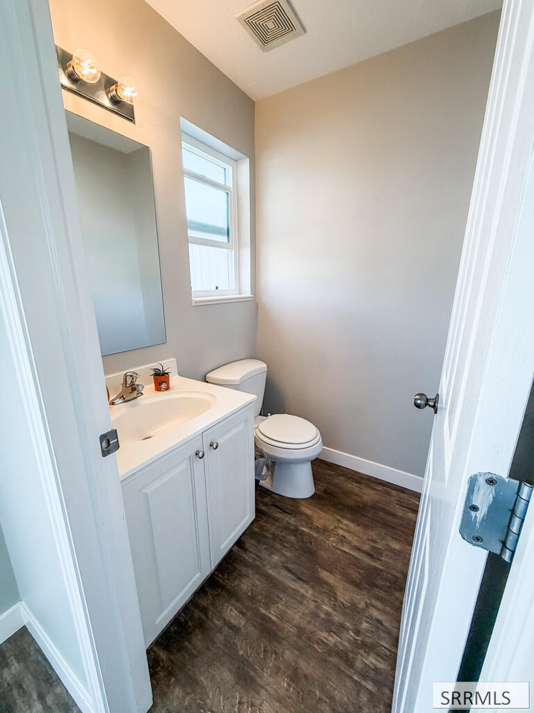 524 Pheasant Ridge Drive # A Property Photo 12