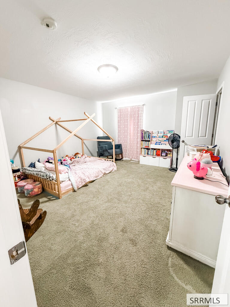 524 Pheasant Ridge Drive # A Property Photo 16