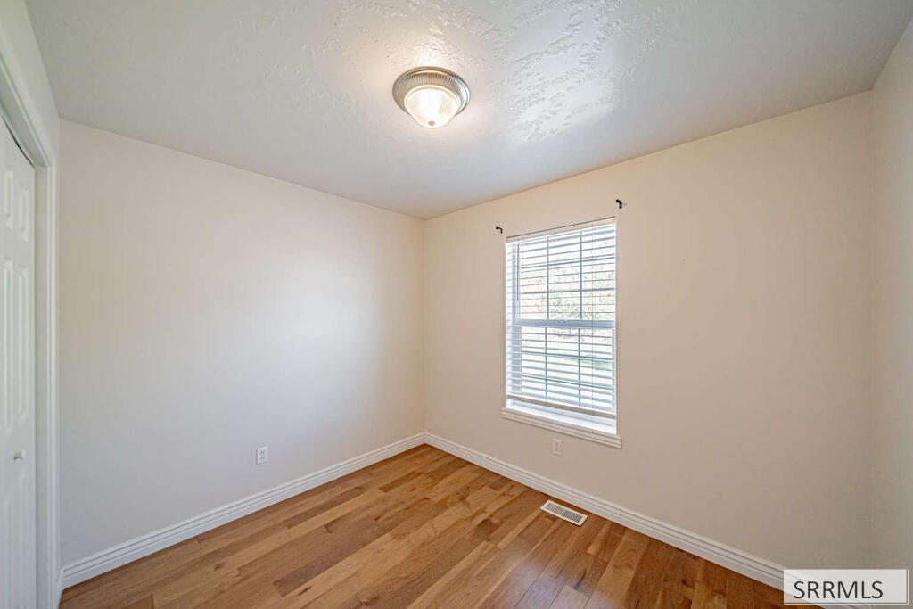 137 N 4000 E Property Photo 17