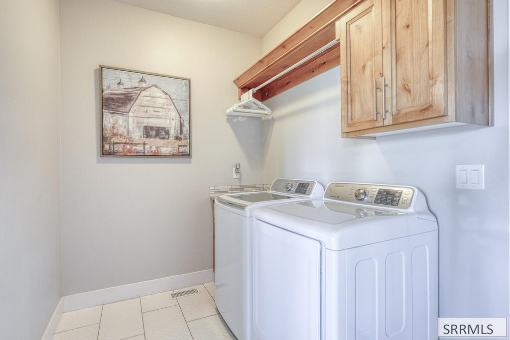 3136 S Chartwell Gardens Property Photo 16