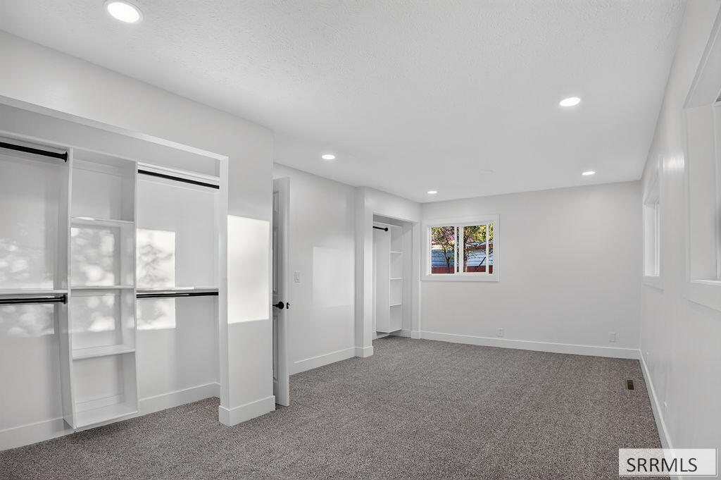 272 Valley Drive Property Photo 22