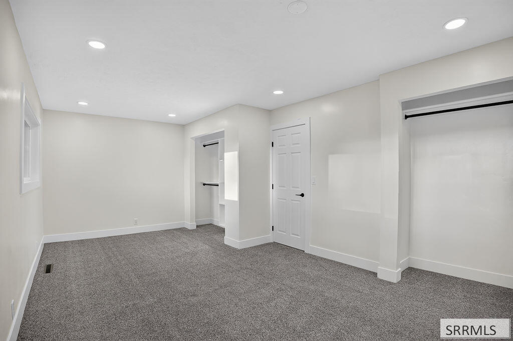 272 Valley Drive Property Photo 23