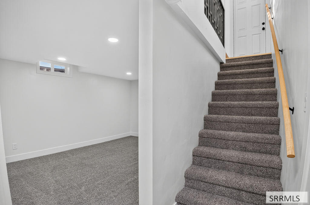 272 Valley Drive Property Photo 31