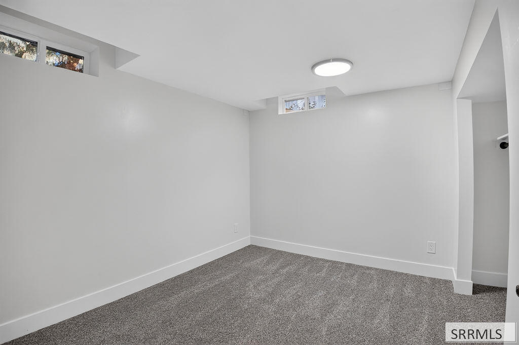 272 Valley Drive Property Photo 38