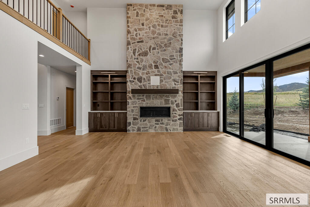 3351 Coneflower Circle Property Photo 6