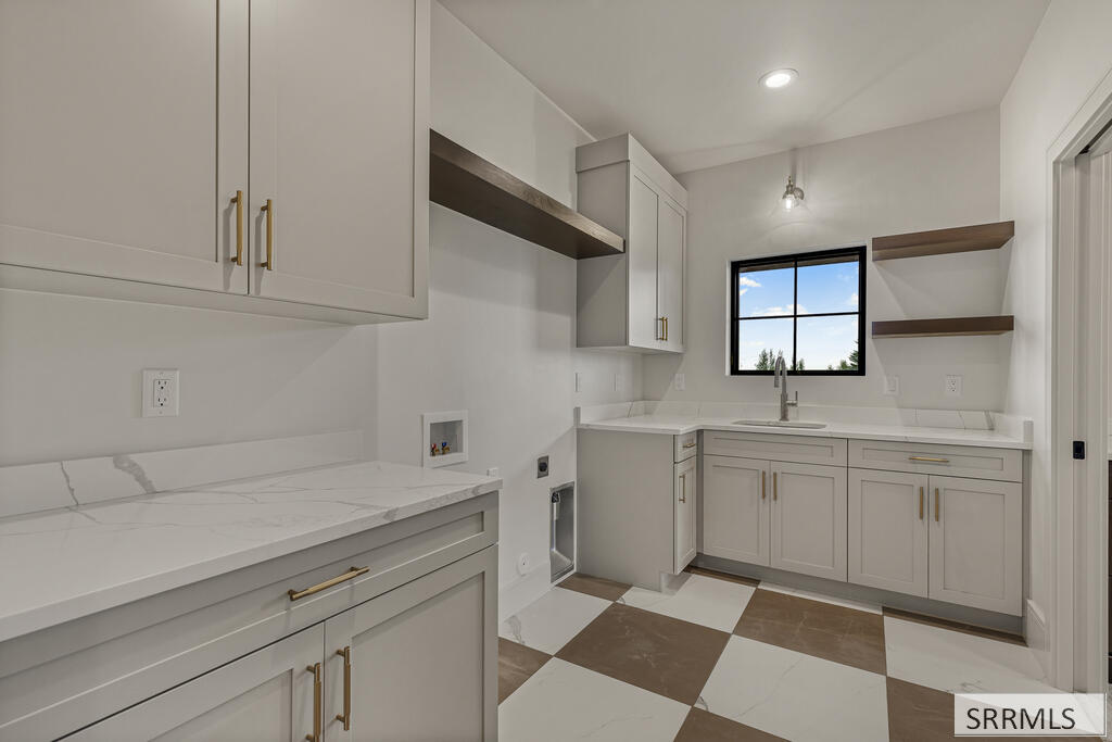 3351 Coneflower Circle Property Photo 43