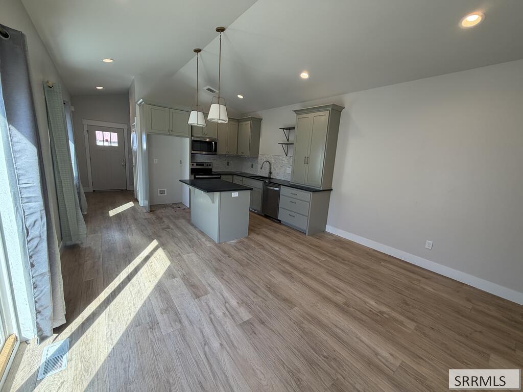 184 E Elva Street Property Photo 2