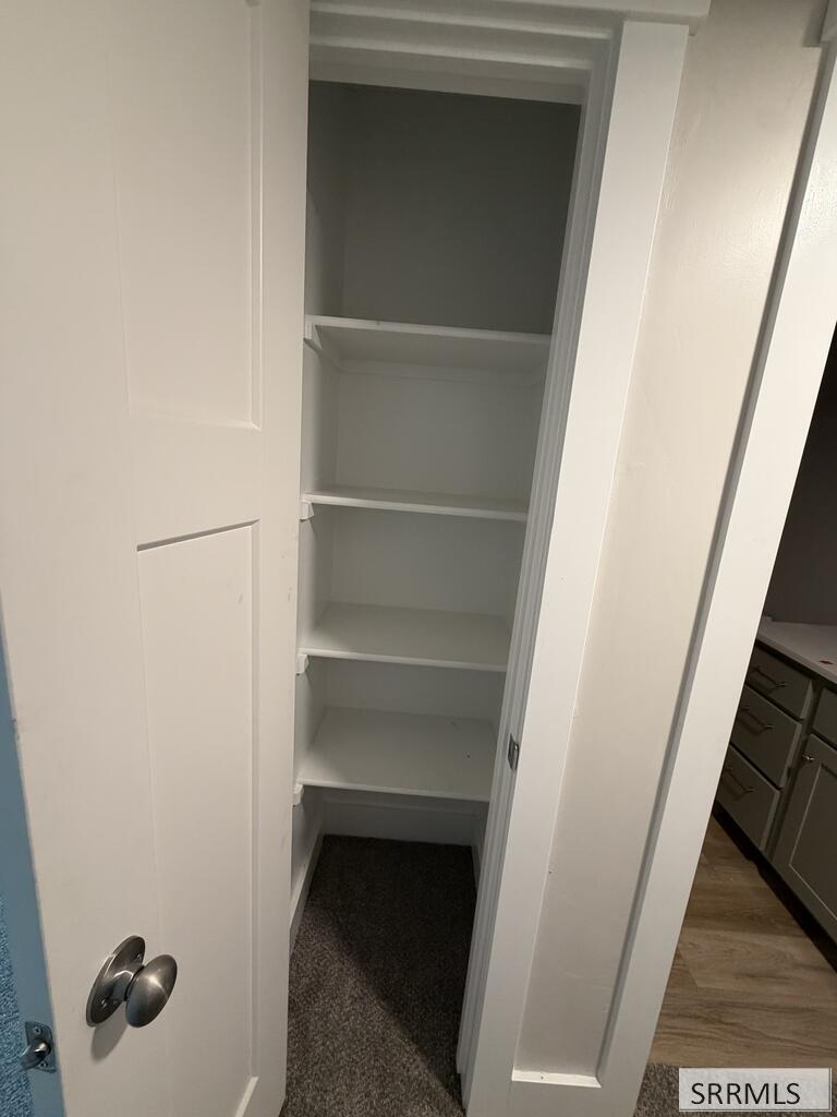 184 E Elva Street Property Photo 7